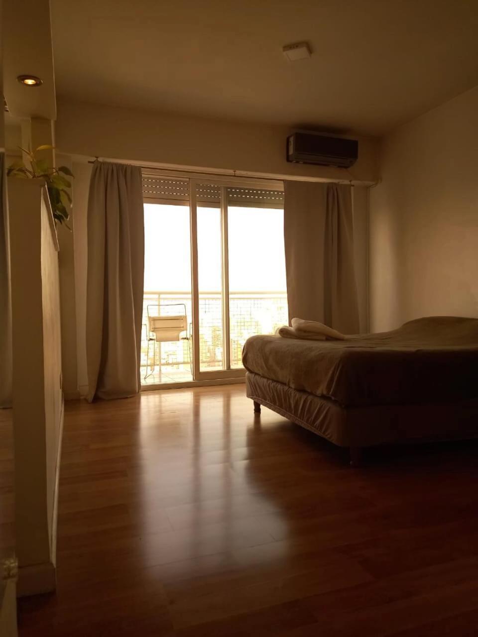 Apartamento Piso 25 increíble vista de Buenos Aires y el Río de la Plata Exterior foto